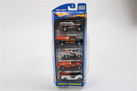 2000 Hot Wheels Harley Davidson Gift Pack Property Room