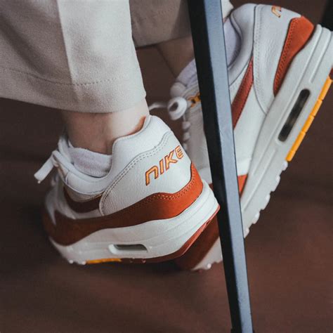 Nike Air Max Lx Rugged Orange Fd Sneakermood