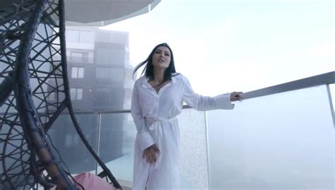 Mistress Kennya Bdsm Vacation Fantasy Episode Balcony Tease Vr Porn Video Vrporn