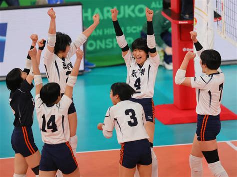 【写真特集】春高バレー 就実、古川学園が決勝進出／女子準決勝 スポーツライブ速報まとめ 日刊スポーツ