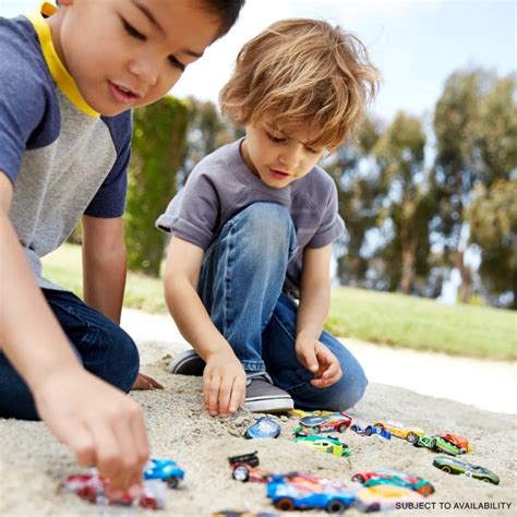 Köp Hot Wheels Bilar pack på babyland se