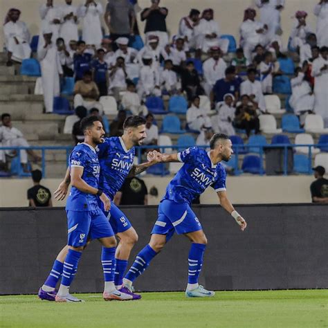 الهلال يواصل انتصاراته ويفوز على التعاون بهدفين في دوري روشن الوئام