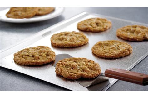 Your Guide To Cookie Sheet Sizes Wayfair Canada