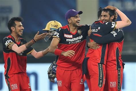 The Royal Challengers Bangalore players congratulate Shahbaz Ahmed | ESPNcricinfo.com