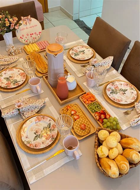 Mesa posta café da manhã Food pantry organizing Breakfast table