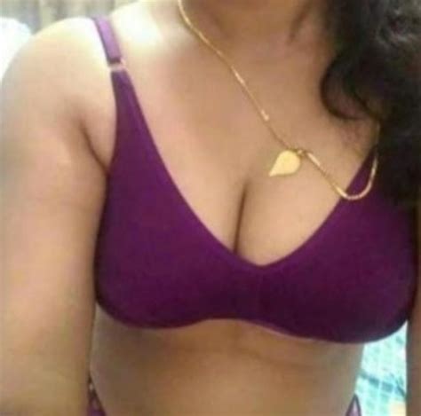 Big Boob Pussy Show Fingering Nude Available Here Vcc Hyderabad