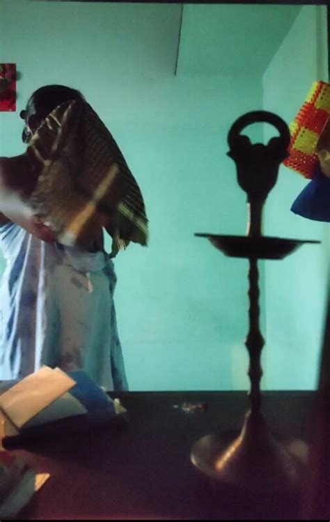 Tamil Mom After Bathing Secretly Captured S Desi New Semi Nude Masked No Face Videos