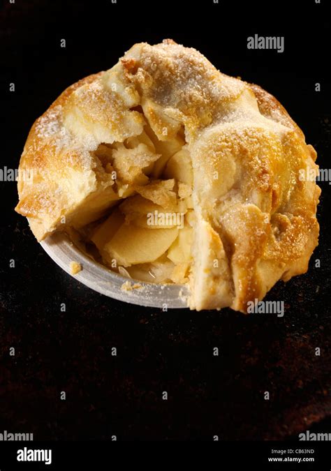 Whole freeform apple pie dessert hi-res stock photography and images ...