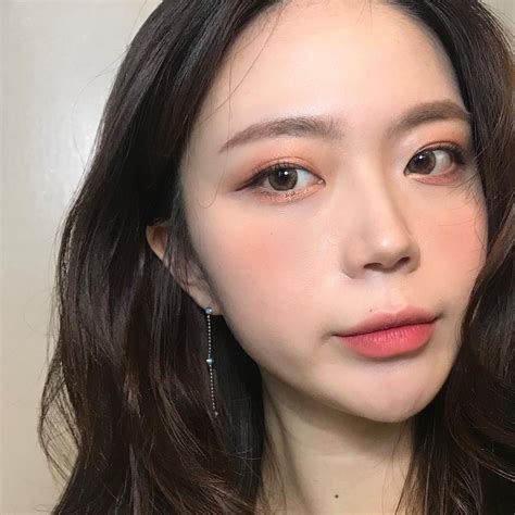 Tông son hồng không sến chỉ thấy sexy tây tây này đang cực hot và đây là 5 ứng viên khiến bạn