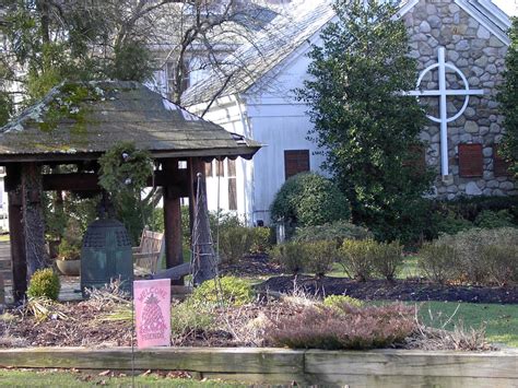 Saint Andrews Episcopal Church Memorial Garden På New Providence New Jersey ‑ Find A Grave