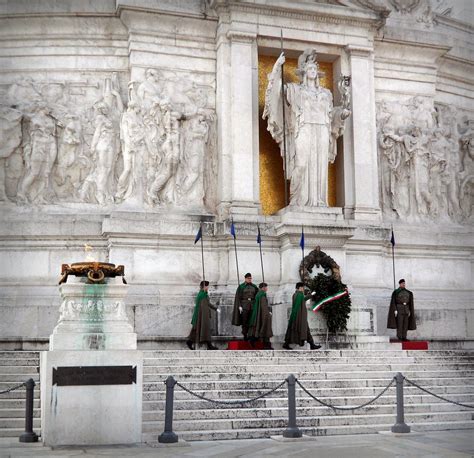 Cambio Della Guardia Roma Altare Della Patria Nei Commen Flickr