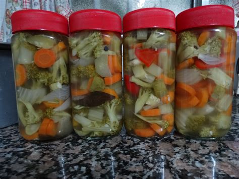 Pickles De Verduras