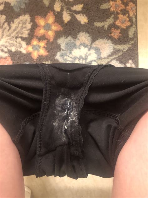 Browsing Gw And Reading Your Messages Has Me So Wet Porn Pic