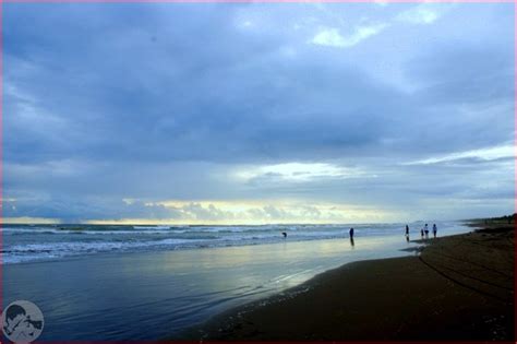 cantiknya pantai jetis nusawungu  kabupaten cilacap wisata lokal