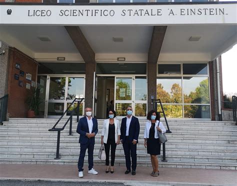 A Rimini Allinaugurazione Dellanno Scolastico Al Liceo Scientifico