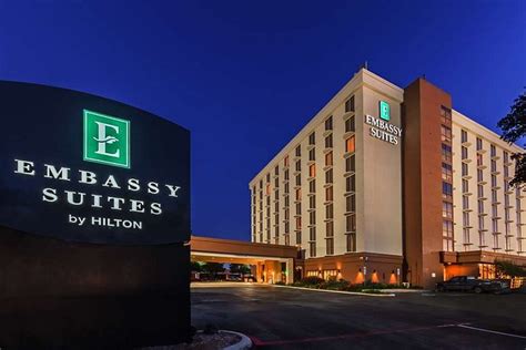 Embassy Suites By Hilton Dallas Market Center Updated 2023 Prices And Hotel Reviews Tx