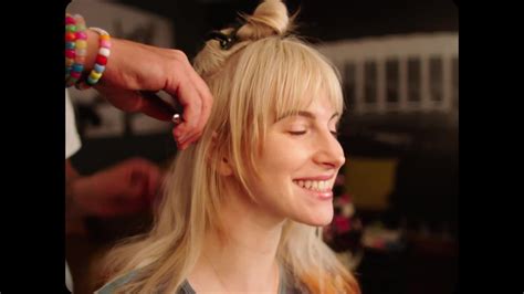 Watch Hayley Williams Talks Embracing Mod Style On Her New Paramore Tour Getting Ready With