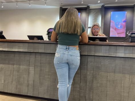 Tight Jeans On Latina Tight Jeans Forum