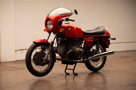 The BMW R90S - The Motorcycle That Launched BMW Into The Modern Age