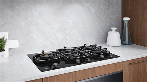 Electrolux 90cm 5 Burner Gas On Glass Cooktop Black Glass Ehg955be Harvey Norman New Zealand