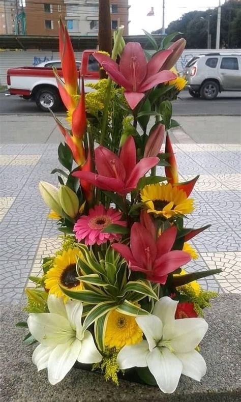 Trending Ikbana Fresh Flower Arrangement Ideas Fresh Flowers