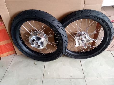 Jual Velg Jari Jari Cbr 150 R New LED Ring 17 Tapak Lebar Plus Ban Di