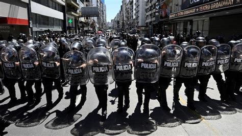 Thousands in Argentina protest Milei's proposed economic reforms ...