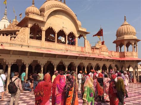 barsana shri radha rani temple mathura barsana temple images