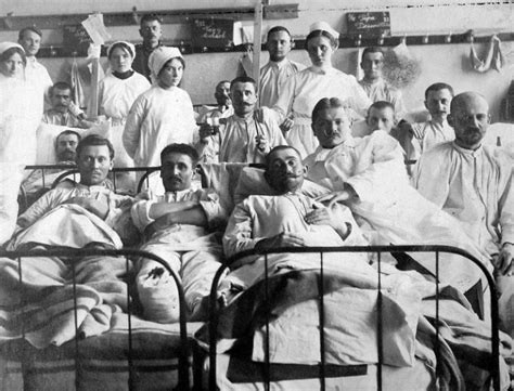 The Bonds Of War Nurse S Diaries Of Wwi War History Online