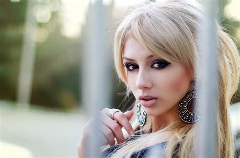 Blond Face Model Woman Coolwallpapers Me