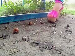 Snail Crush PornZog Free Porn Clips