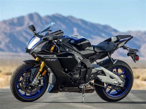 2021 Yamaha Yzf R1m Mc Commute Review Motorcyclist