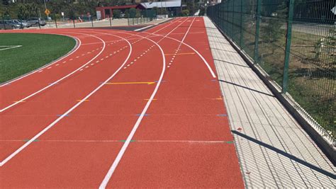 Pista Atl Tica En Colegio Alem N De Puerto Varas Sport Welt