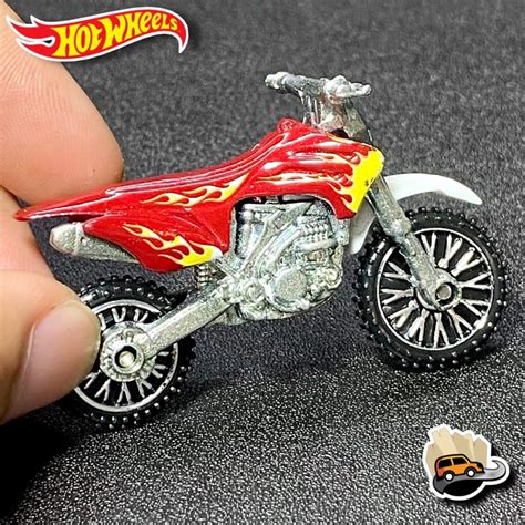 Xe M H Nh Hot Wheels M T C O C O Hw F Red T L Shopee Vi T Nam