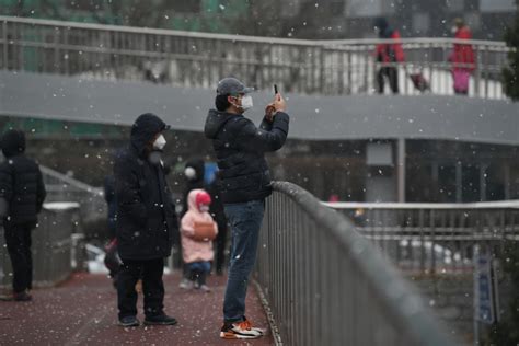 优享资讯 北京这场初雪跨了年，为何晚来40天？