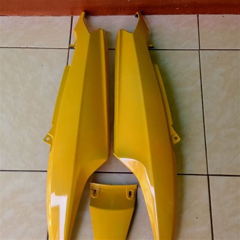 Jual Body Belakang Yamaha Mio Sporty Lama Kuning Shopee Indonesia