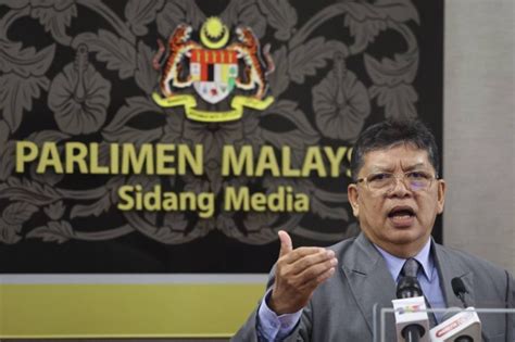 Mps Propose Dewan Rakyat Sitting To Start At 2pm Says Speaker Malay Mail