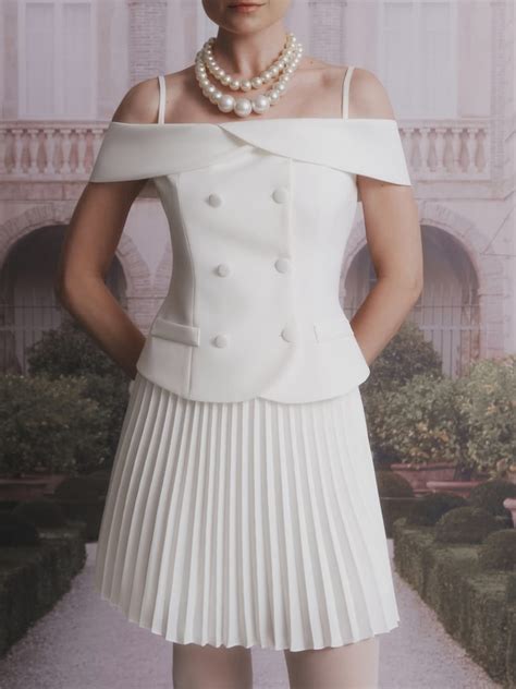Костюмный жилет с перламутровыми пуговицами :: LICHI - Online fashion store