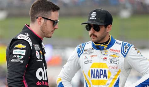 Chase Elliott Battles To 10th Place Finish In Return Nbc Sports