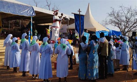 Burkina Faso P Lerinage National Des Chr Tiens Catholiques Au