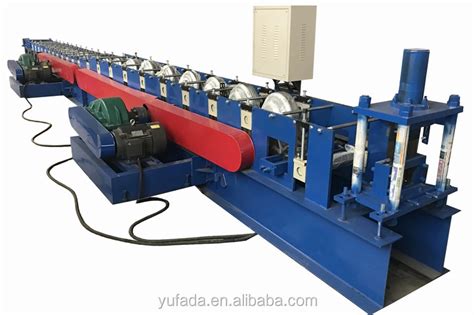 China Manufacturer Roofing Rain Gutter Roll Former Making Machine With