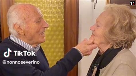 Su Tiktok Gli Influencer Della Terza Età Da Nonno Severino A Nonna