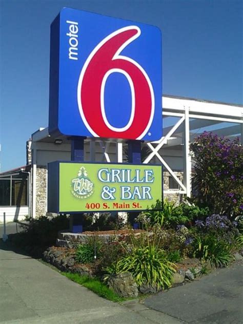 Motel 6 Fort Bragg, Fort Bragg, CA - California Beaches