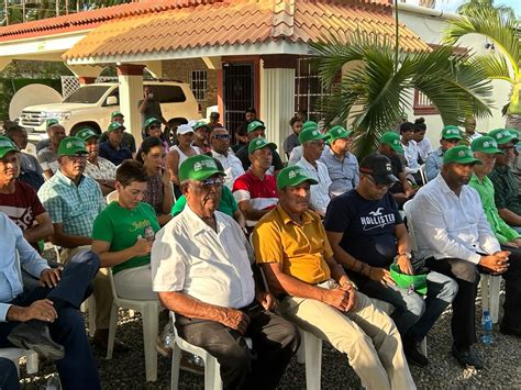 Radhamés Jiménez juramenta exdirigentes del PRM en la Fuerza del Pueblo