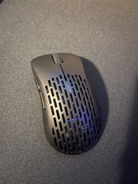 Xlite v2 mini : r/MouseReview