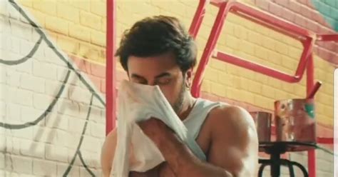 Shirtless Bollywood Men Ranbir Kapoor Flashes His Hot Hot Abs