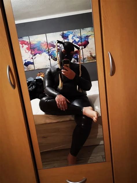 Rubberdoll Nude Pics XHamster