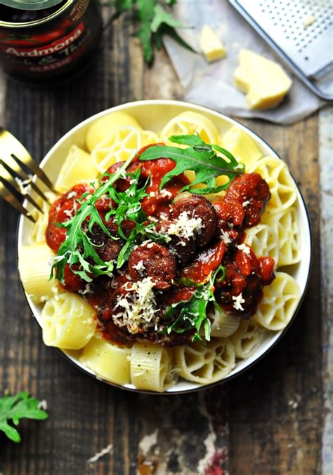 Pasta With Garlicky Chorizo And Tomato Sauce Fuss Free Cooking