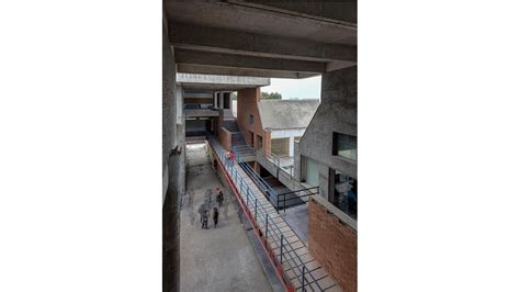 Brick School of Architecture | Girish Doshi