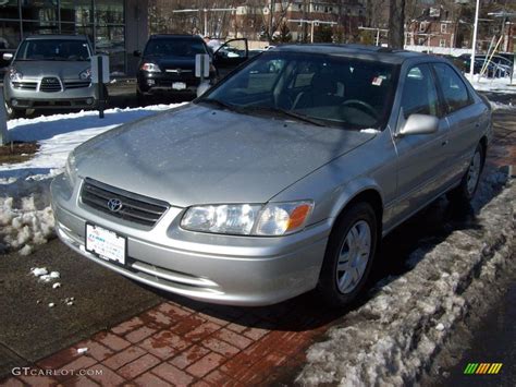 Lunar Mist Metallic Toyota Camry Le Photo Gtcarlot